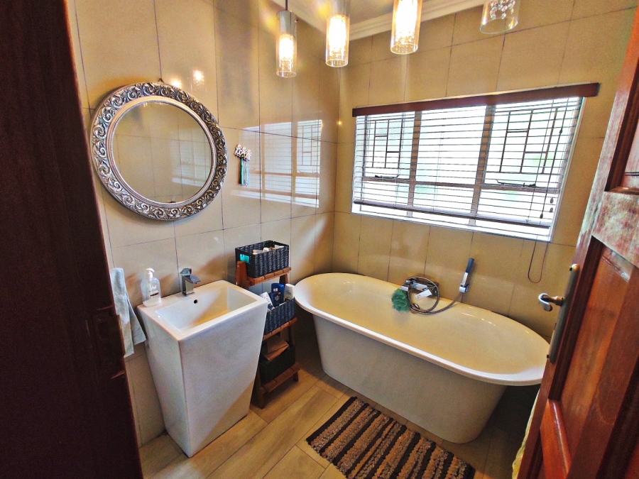 4 Bedroom Property for Sale in Sasolburg Ext 4 Free State